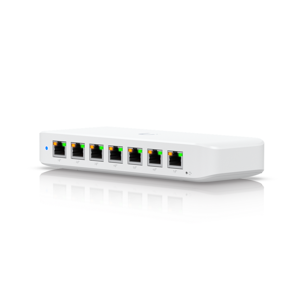 [17997487000] Ubiquiti UniFi Ultra 210 W Switch Layer 2 PoE+ Switch 16 GBps Network Equipment